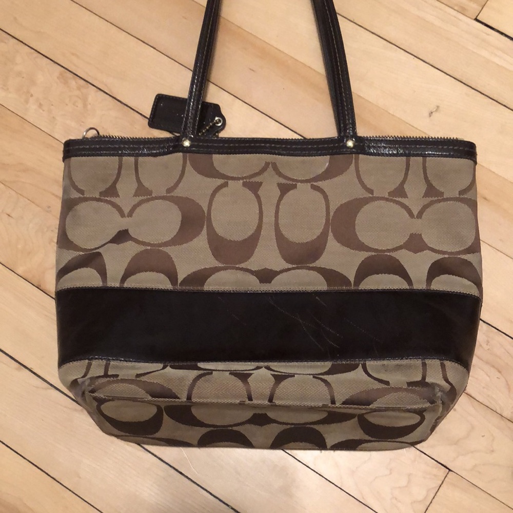 COACH “C” Purse - Picture 5 of 9